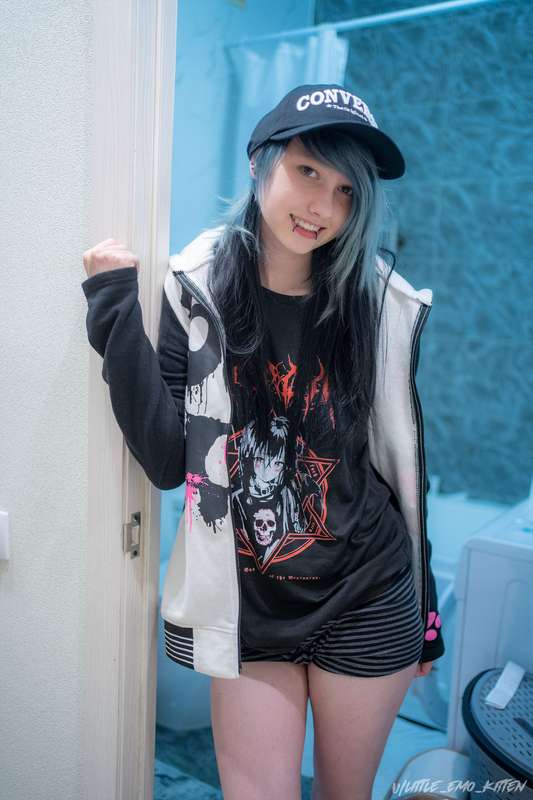 wow i got so many likes on my last post with no makeup! here.. 3