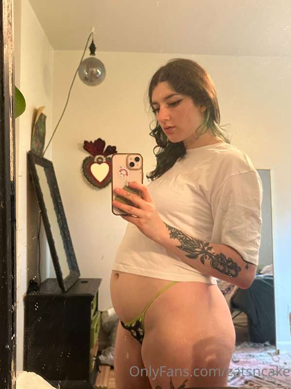 Like this post if you like my lil pot belly 2