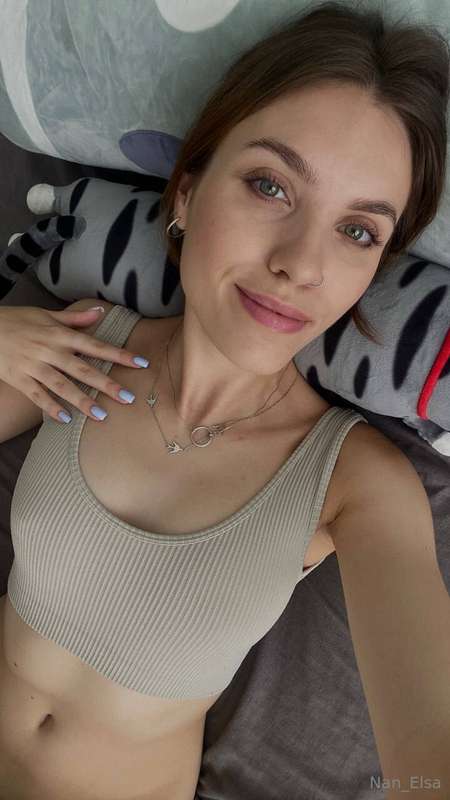 Currently chilling in Bed <3 What are you up to ?😇