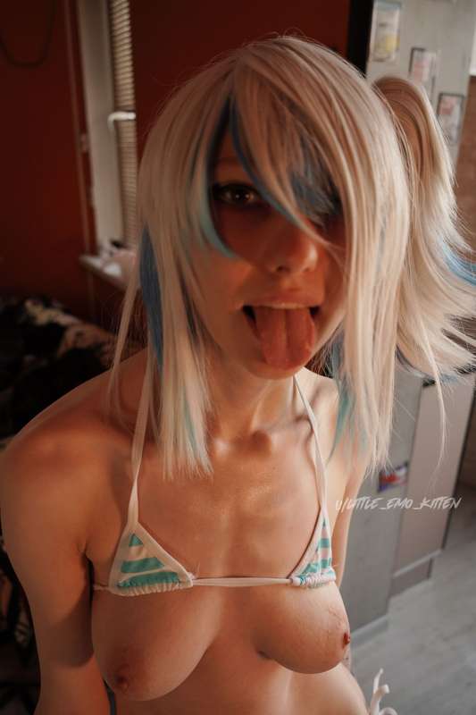 Little_Emo_Kitten - Fansly - 16 Nov, 2021 13