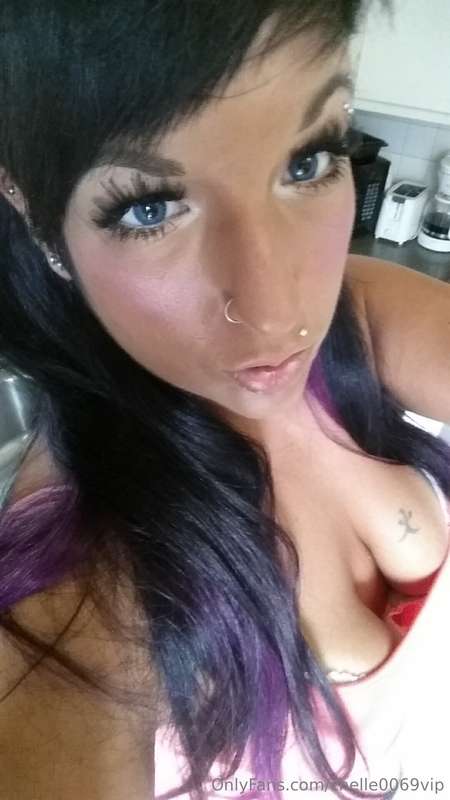 Happy Thuuuuuuuuuuursday pervs -- I didn't have a ton of tim.. 4