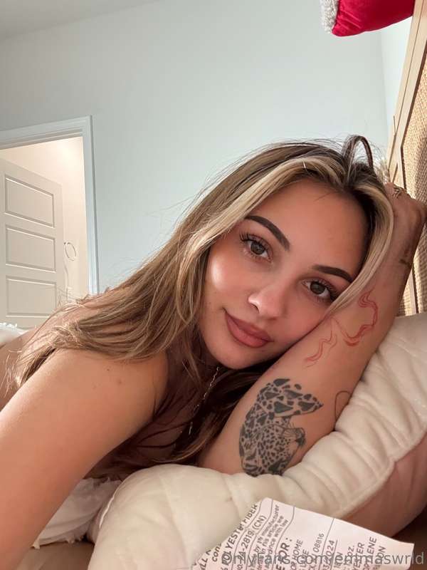 All my fav solos and sweet nudes in one cute lil bundle 💌 $2..