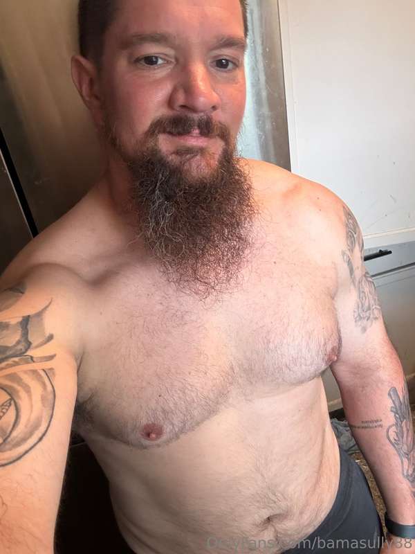Feeling decent after a nice workout in the living rm watchin..