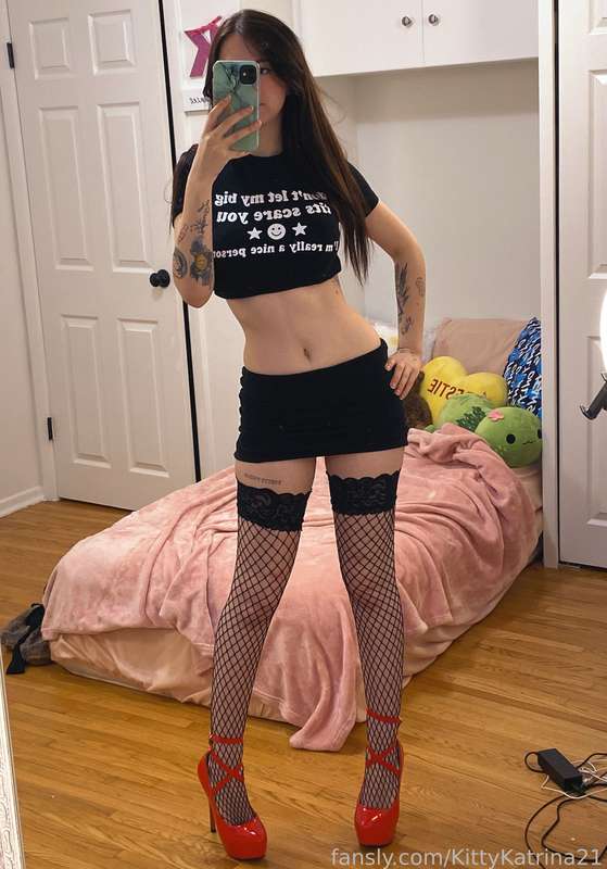 Kittykatrina_21 - Fansly - 12 Nov, 2024