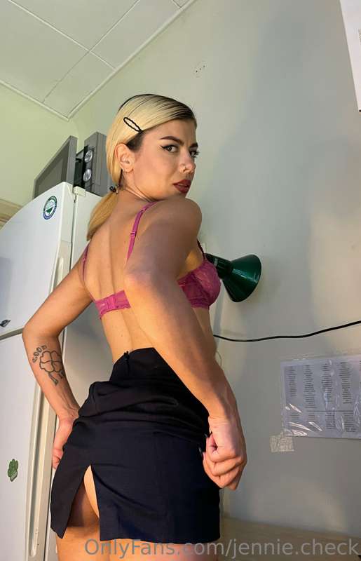 😈Are you ready to have the hottest training with your mother..
