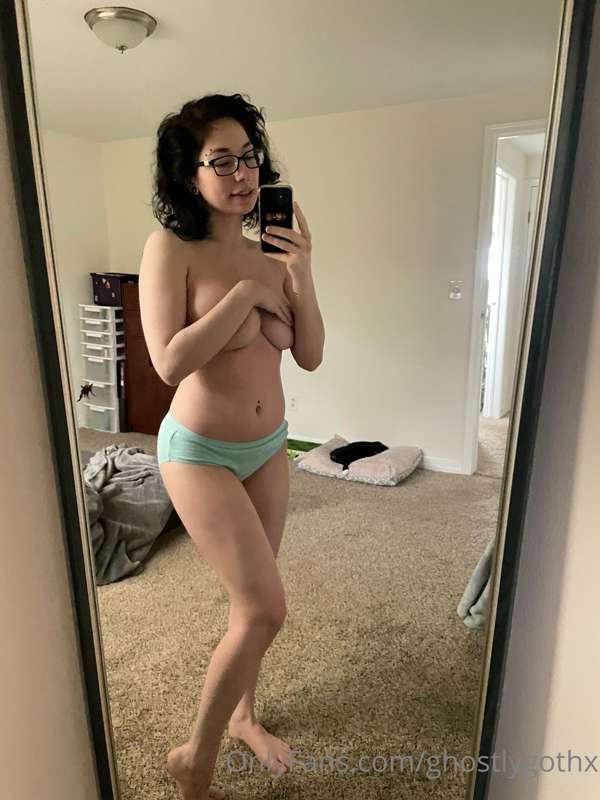 Can’t wait to have face crushing thighs 😜 1