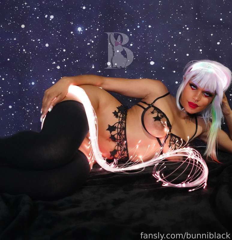 Bunniblack - Fansly - 08 Dec, 2022 7