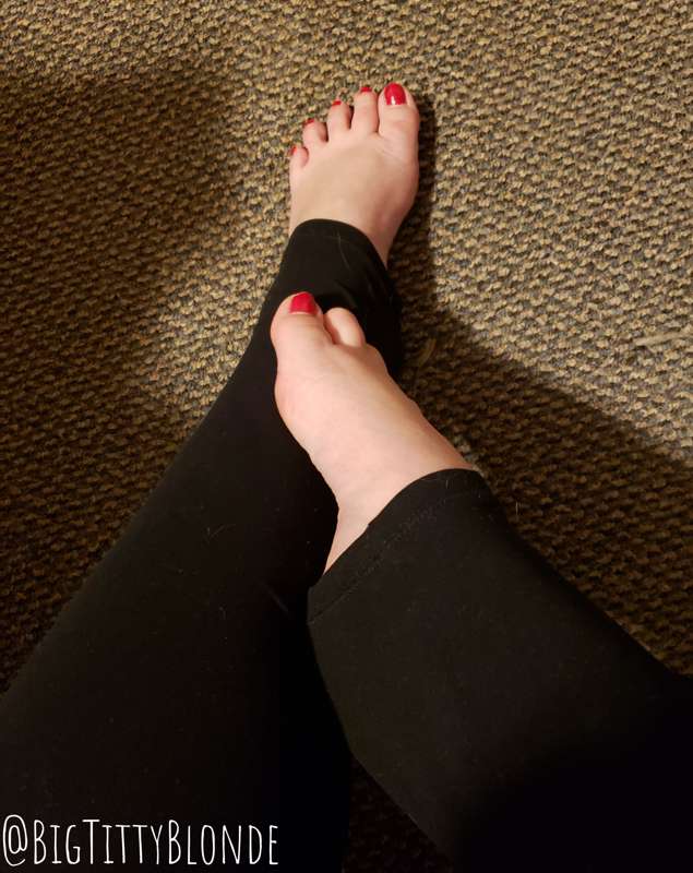 Bigtittyblonde - Fansly - 04 Feb, 2023 8