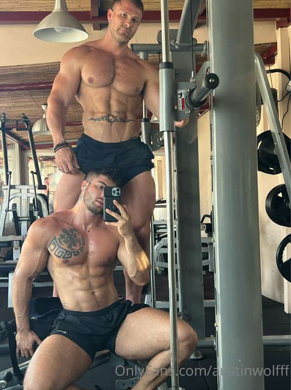 Adventures in Mykonos with @danielmontoya
http://Onlyfans.Co..