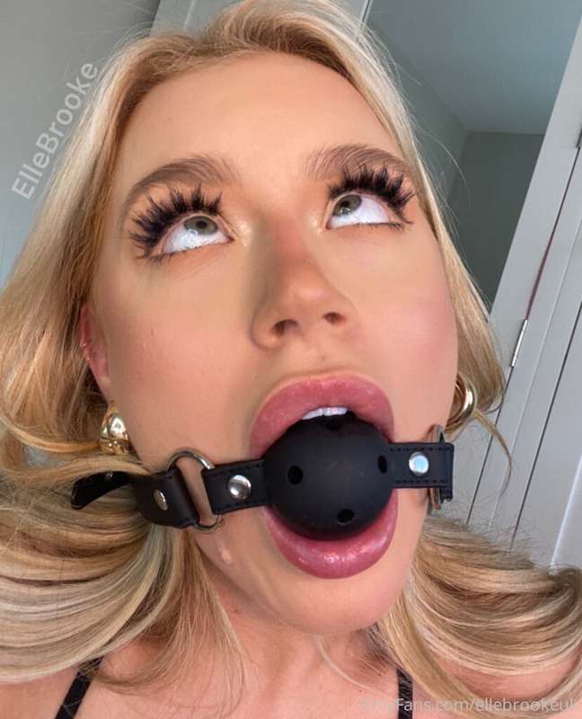 In the mood to be skullfucked 4