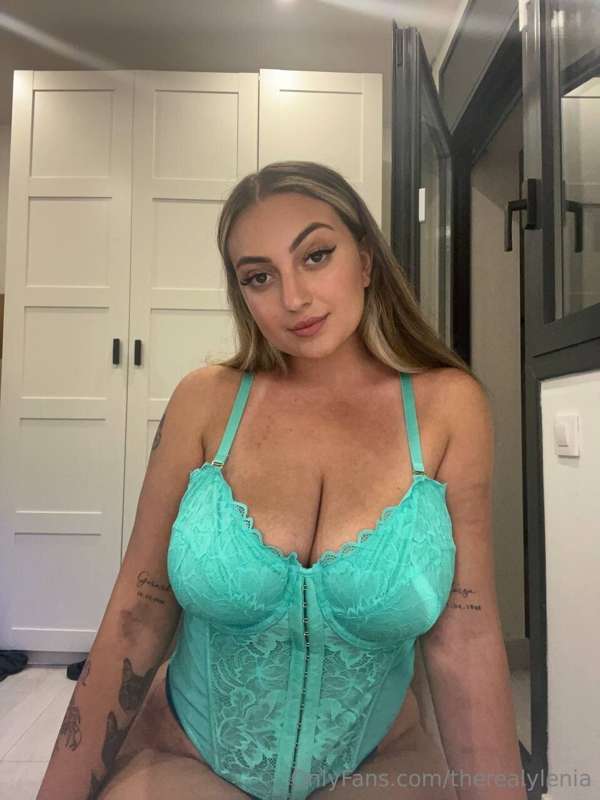 Baby im doing 5% DISCOUNT for the first 5🍆💦❤️😍