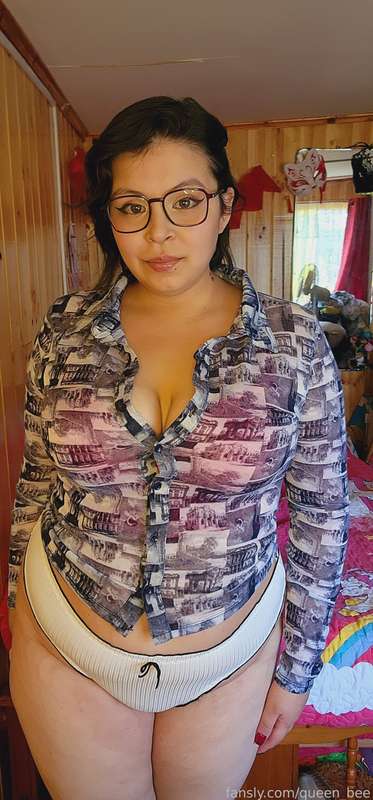 Queen_Bee - Fansly - 29 Mar, 2023 9