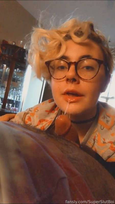 Superslutboi - Fansly - 27 Nov, 2021 12
