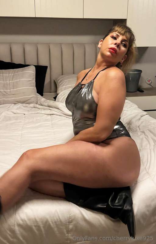 I’m in bed, thinking about you… and wanting you here with