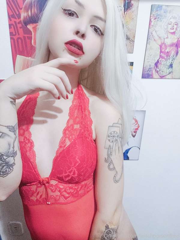 https://onlyfans.com/witchpoison $3,90
