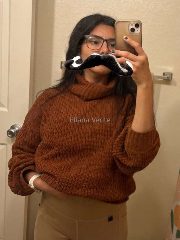 Felt silly & a bit sneaky with no pants 🤫.Low price due to f..