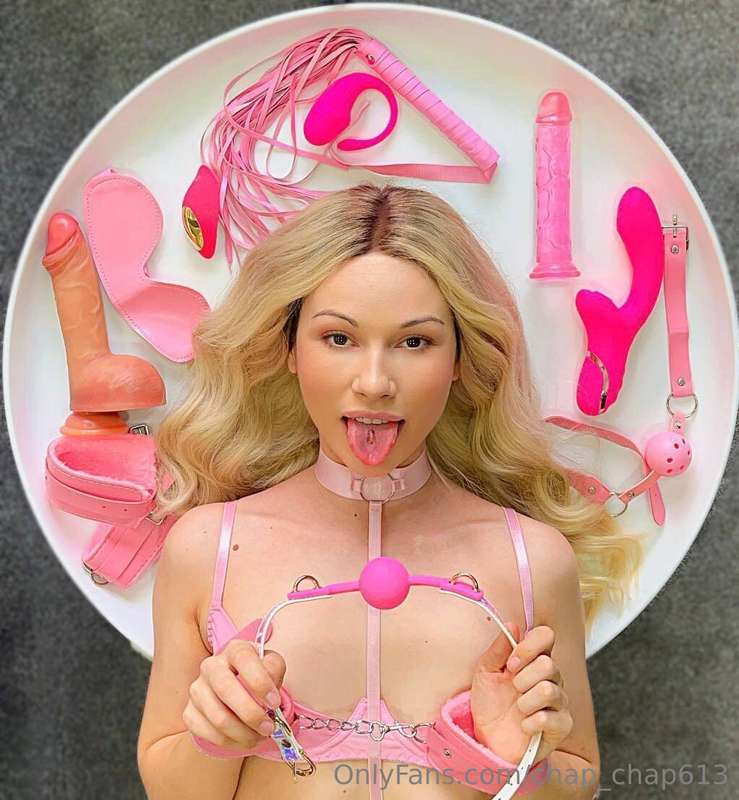 Her body is 10/10 and her content is even BETTER… don’t miss..
