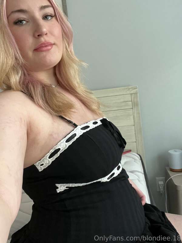 Can’t wait to make my belly rounder today 🤭 4
