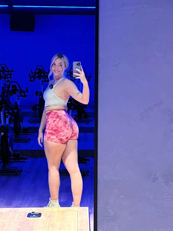 Naomi_Bbyyy - Onlyfans - 24 Mar, 2024