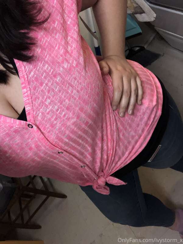 Who wants me to take it off? 🤪🤪