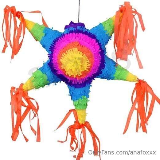 Check your DMs if you want to open my sexy surprise piñata 🍭..