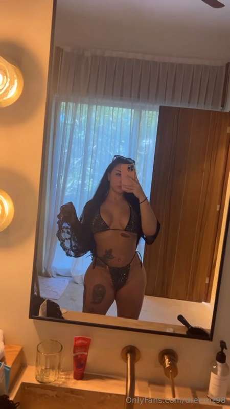 Let me know what’s on your mind down below �
