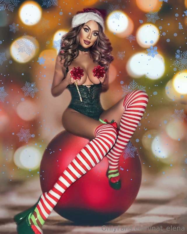 Merry XXX MAS babes!✨ I have a lot of new & naughty festive ..