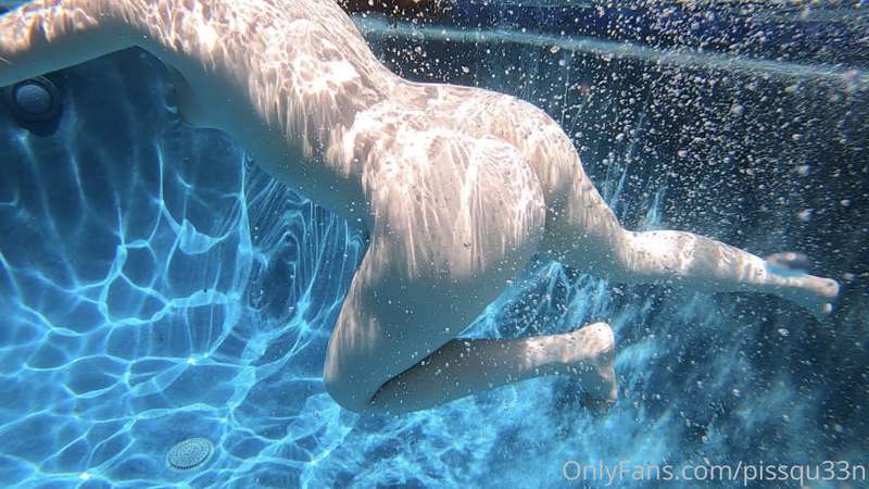 imagine going skinny dipping with the two of us ❣️ 20