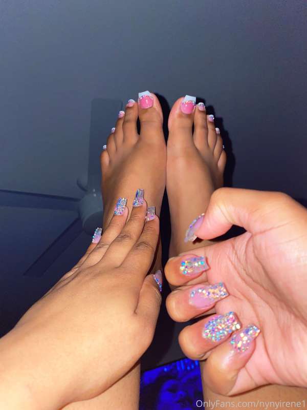 Do you like my nails/toes Papi?