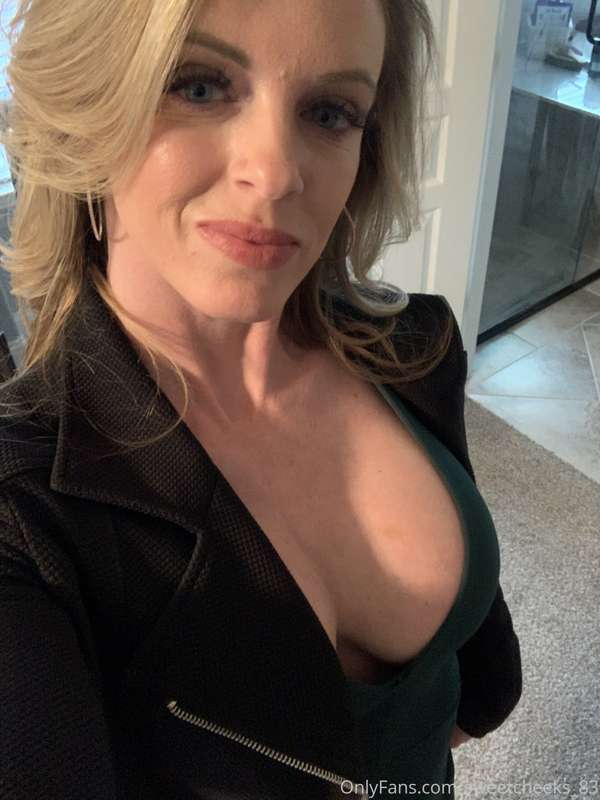 Got my dress on. I don’t look to slutty do I? 😈 Tell me what..