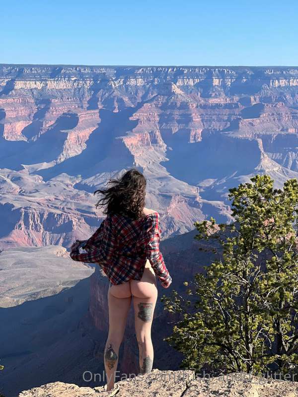 Would you take pics of me like this in public? 🙈☺️