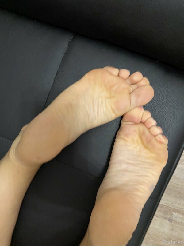 Would you like a footjob ?