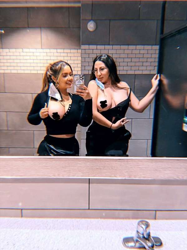 Follow me and my gorgeous friend @katgerig  on our Onlyfans ..