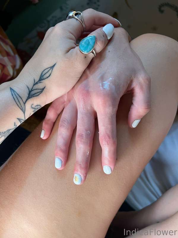 who else loves creamy pussy? 2