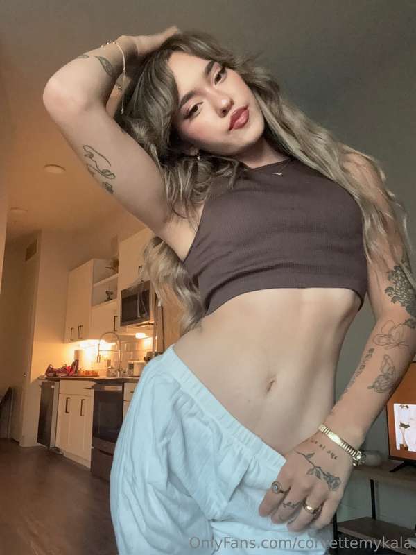 my favorite current pic of me :3