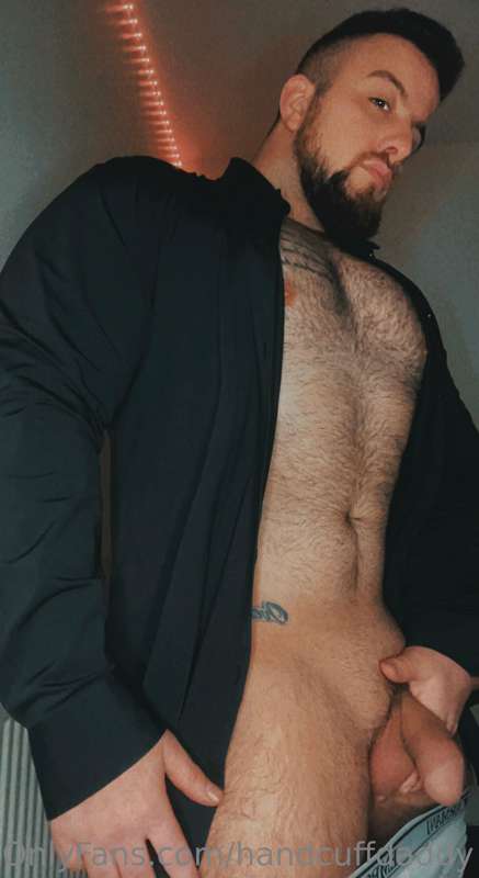 Who wants to go for a dance and a drink 🥃 🔥💦😈 swipe right ba.. 3