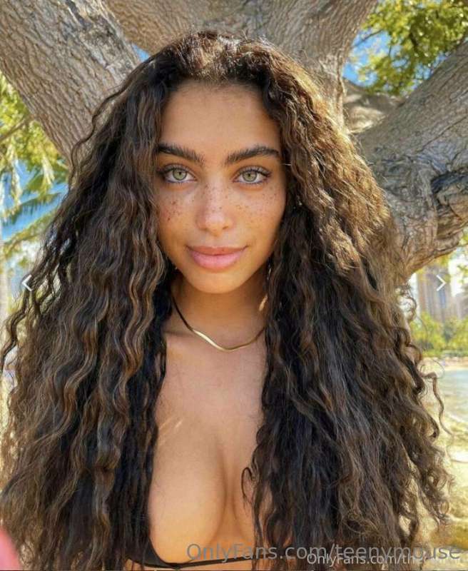 @thatgirlcali Just turned 18 and loves to make guys cum ALL ..