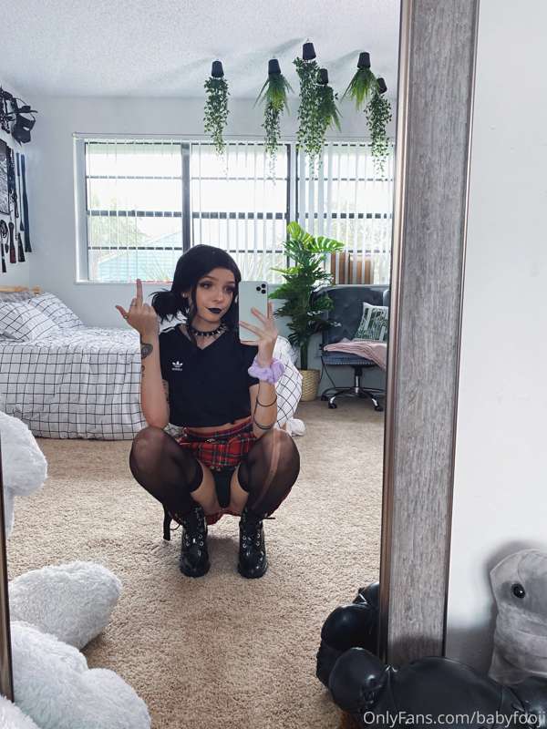Goth girl set pt. 2 🖤⛓🕷🧸 I’m hoping to have the vid uploaded.. 22