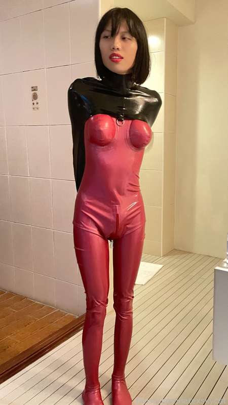 Latexskycat - Fansly - 05 Feb, 2025 7