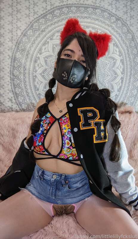 Littlelillyfckslut - Fansly - 16 Mar, 2022