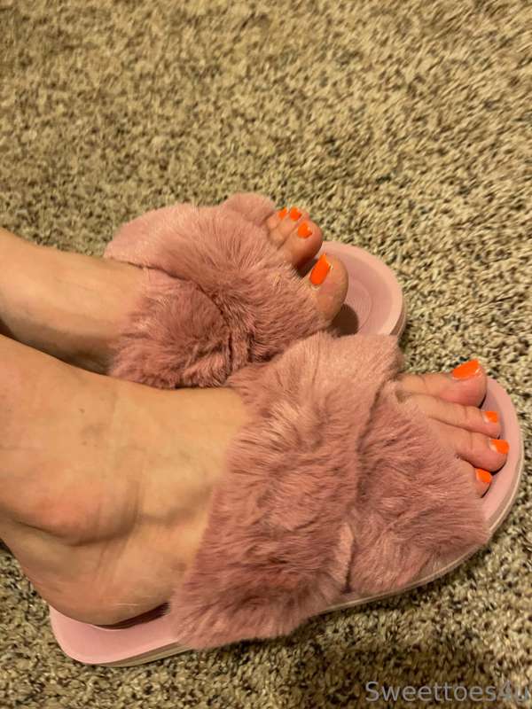 Some lovely follower of mine got me new slippers. My old one..