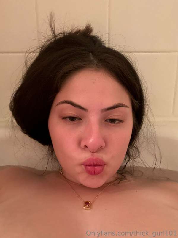 Thick_Gurl101 - Onlyfans - 28 Nov, 2023 1