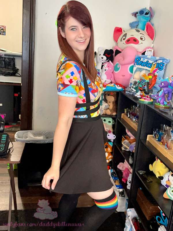 Happy Friday Daddy!
Look at the cute outfit for today! Ahh e..