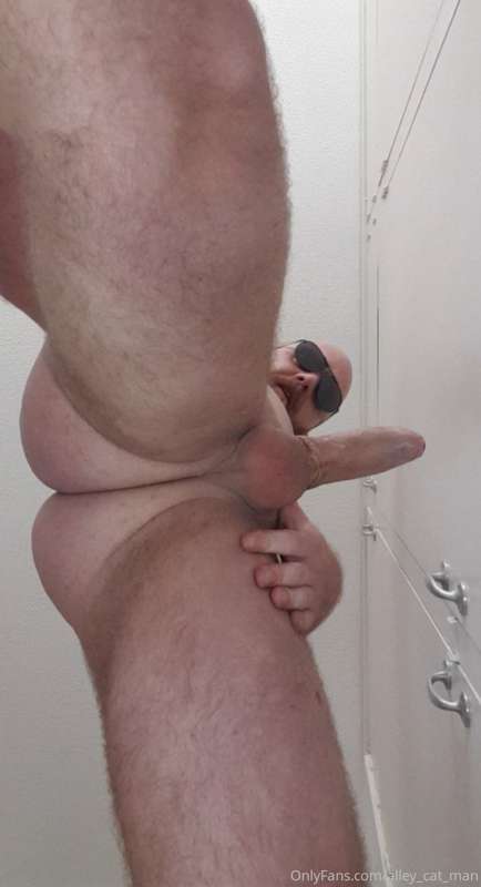 Some pictures from my next video 🤪😜

Watch daddy as I fuck t.. 1