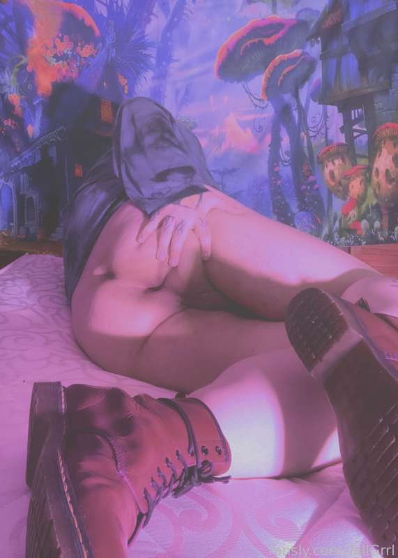 Tallgrrl - Fansly - 03 Sep, 2021 3