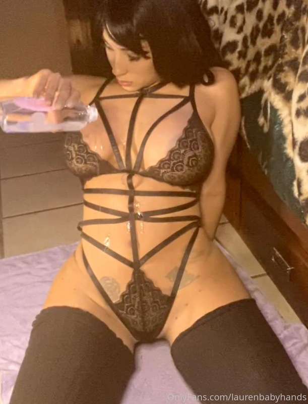 Laurenbabyhands - Onlyfans - 28 Sep, 2020