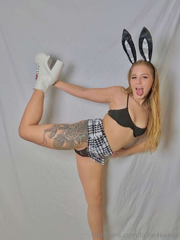 ***SPICY BUNNY*** 🐰  Ever had a naughty midweek fantasy? 🐰🔥 ..