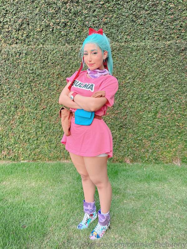 You better help me find those dragon balls😤…sorry, would you.. 4