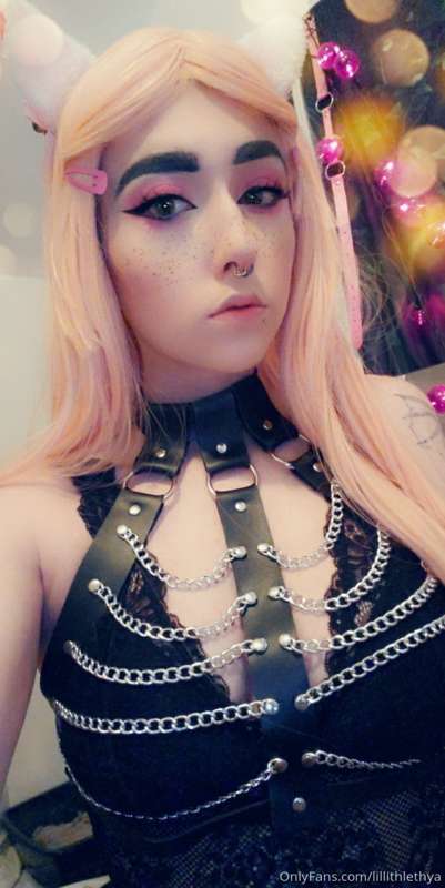 Second outfit ^.^ 25