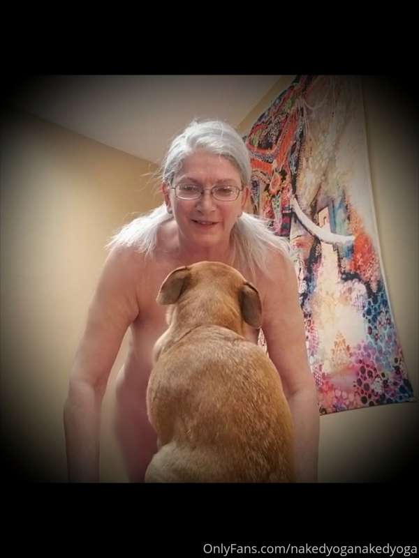 From my latest video (100 NAKED Burpees!) on HowTubes.TV/cha.. 12